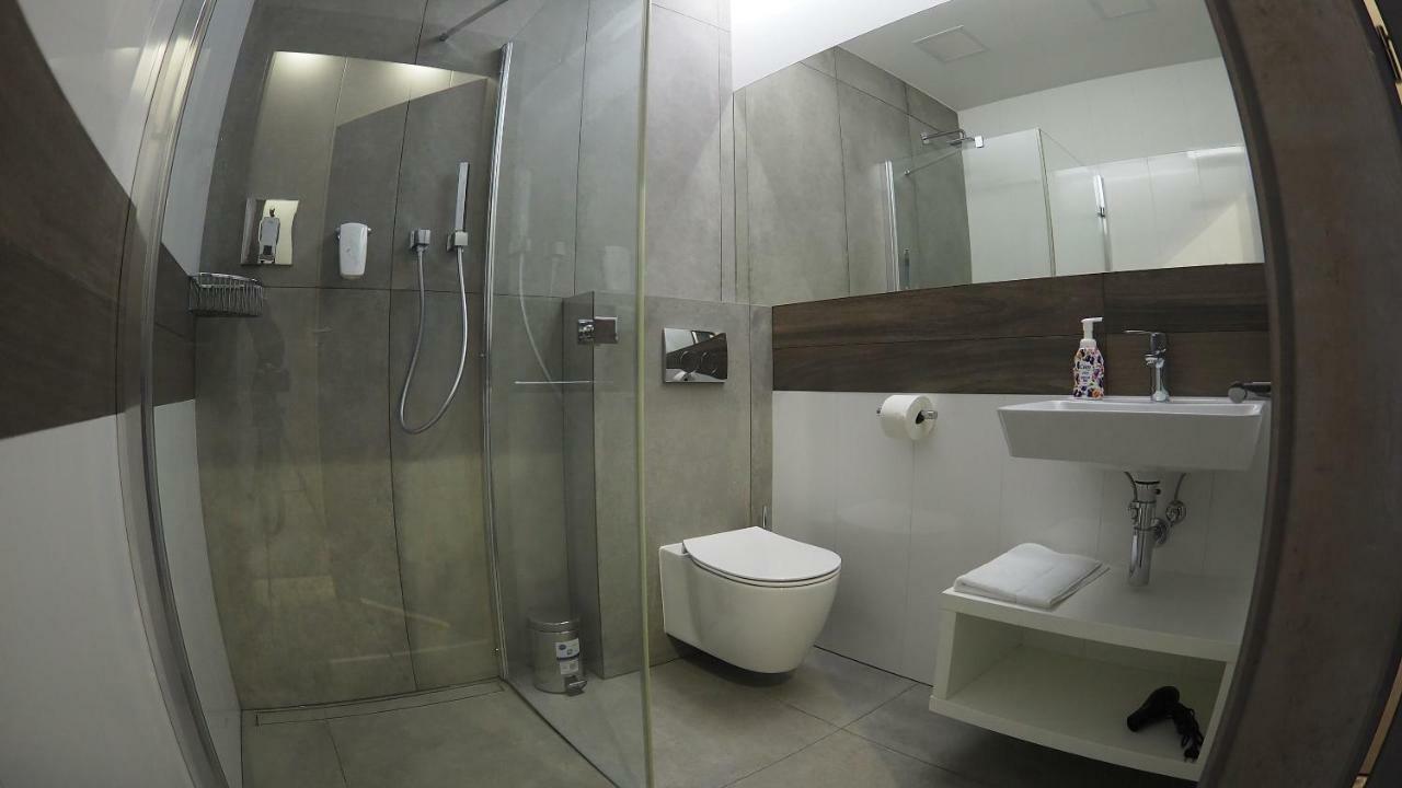 Hotel Sjesta 노바 솔 외부 사진