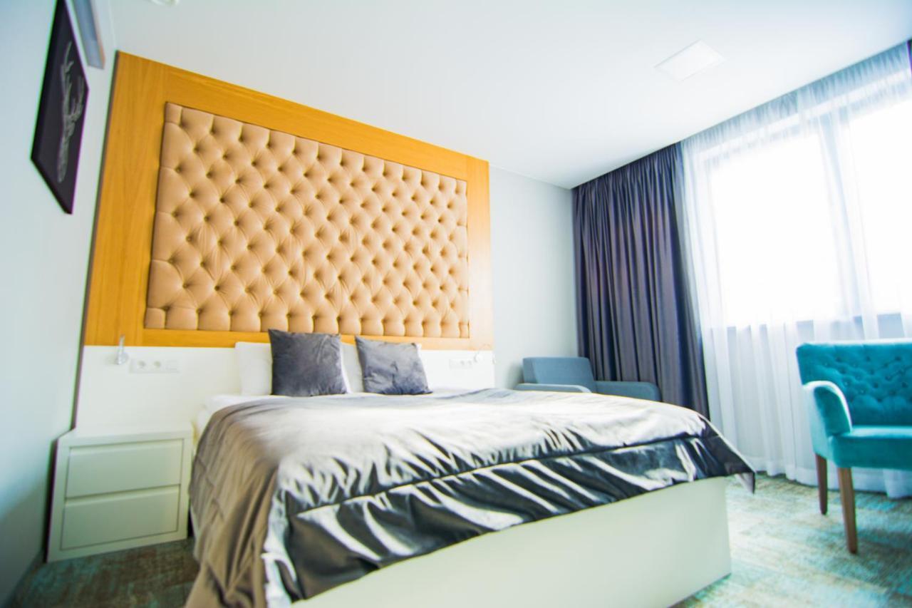 Hotel Sjesta 노바 솔 외부 사진